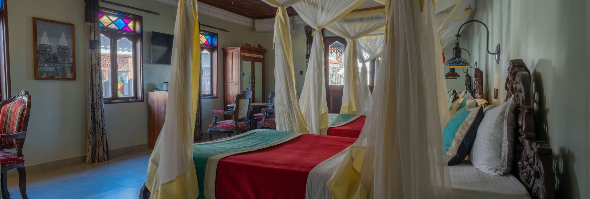 Triple Room with a Pool View