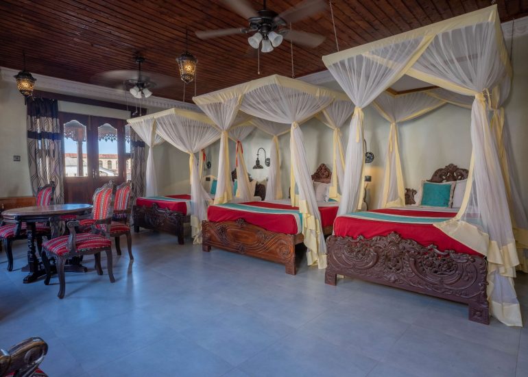 Triple Room with a Pool View