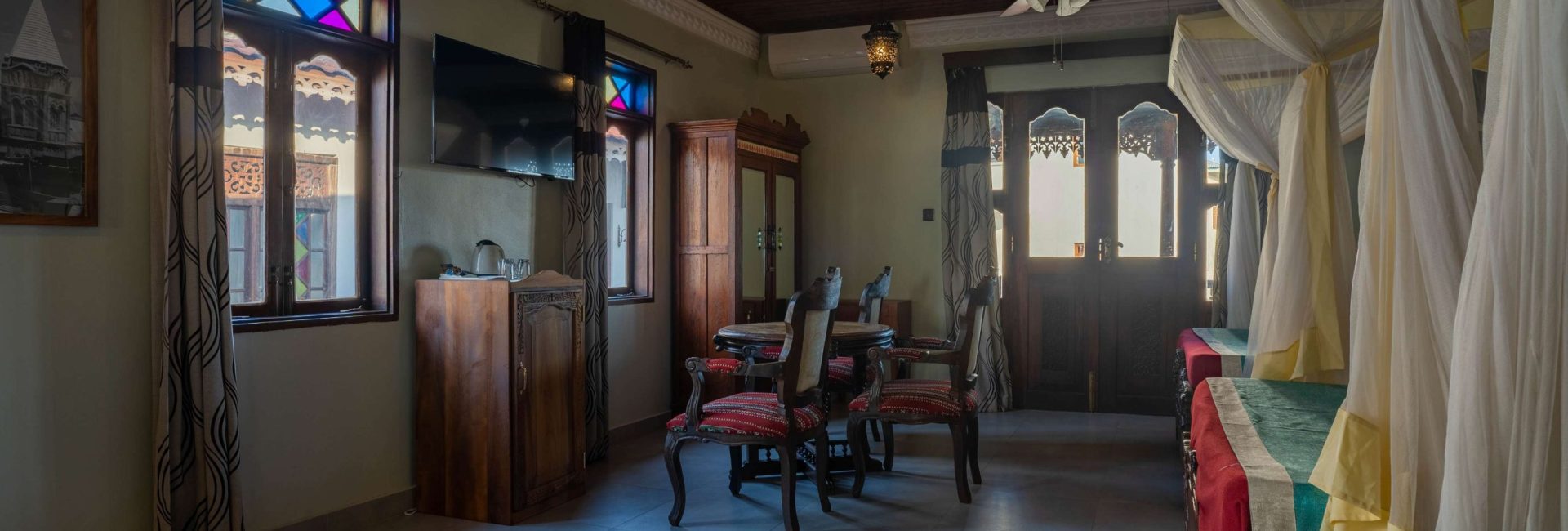 Triple Room with a Pool View